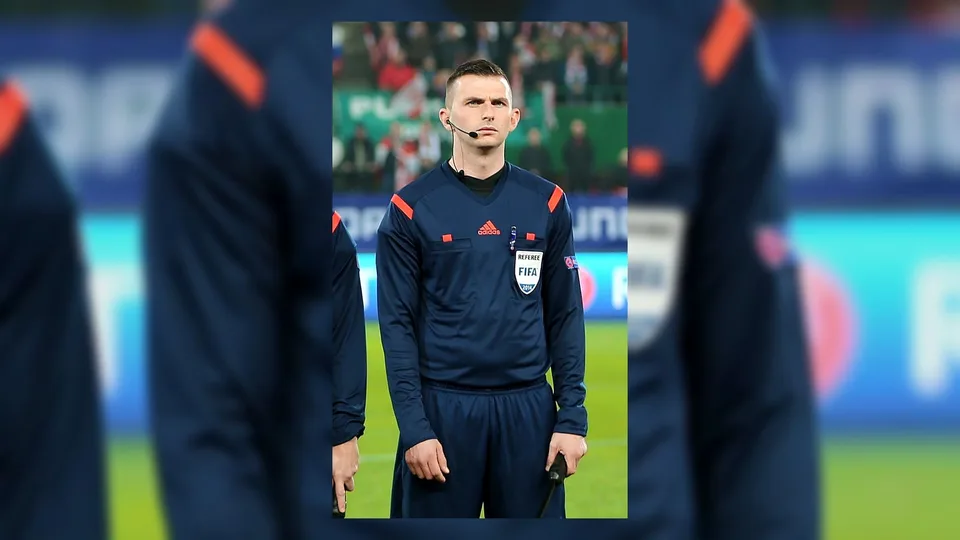Майкъл Оливър отпадна от първия си мач на Мондиала заради травма — коригирана снимка