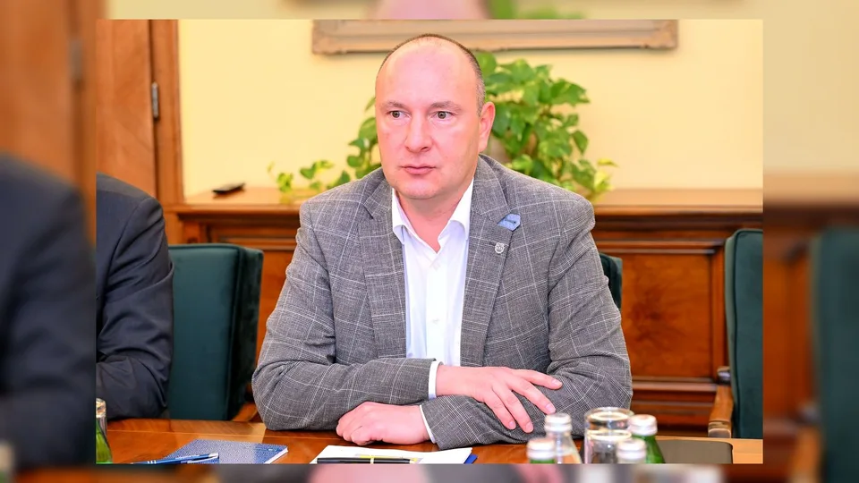 Милан е подготвил договор за Оливер Гласнер