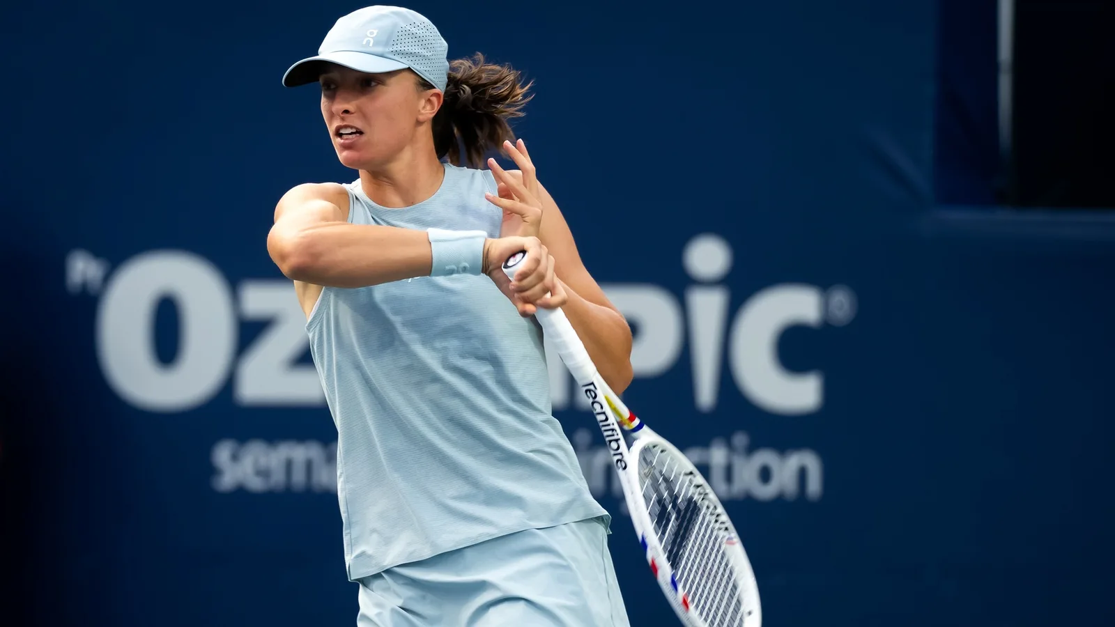 Ига Швьонтек по време на турнира WTA 1000 в Торонто през 2026 година