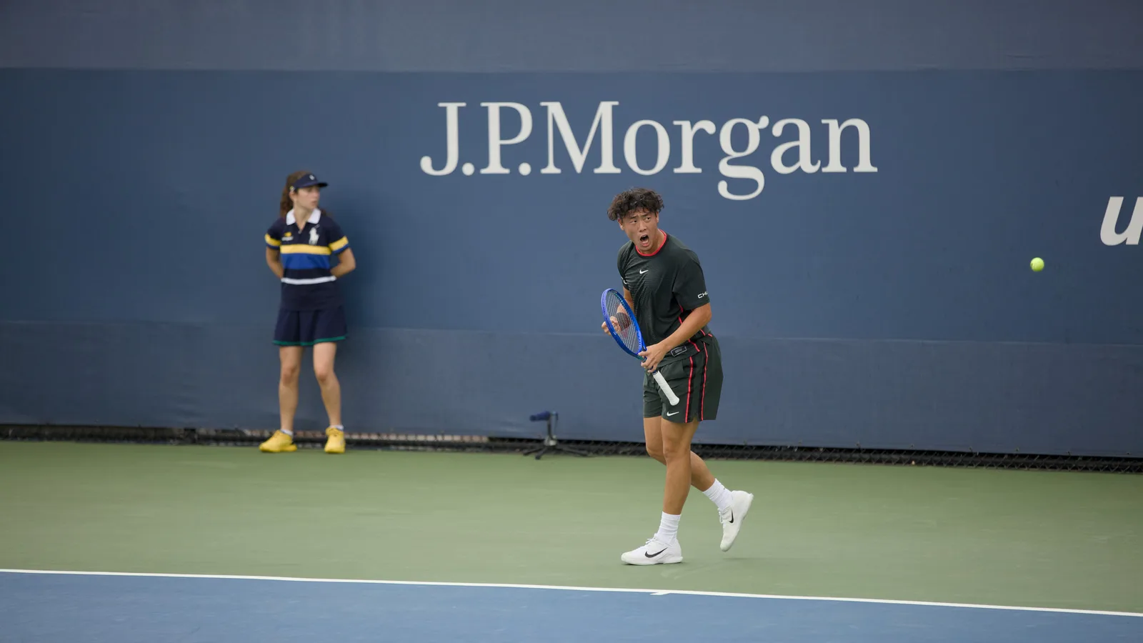 Чак Лам Коулман Уонг на твърд корт на US Open 2026 — архивен кадър преди мача с Адолфо Даниел Валехо в Ханджоу